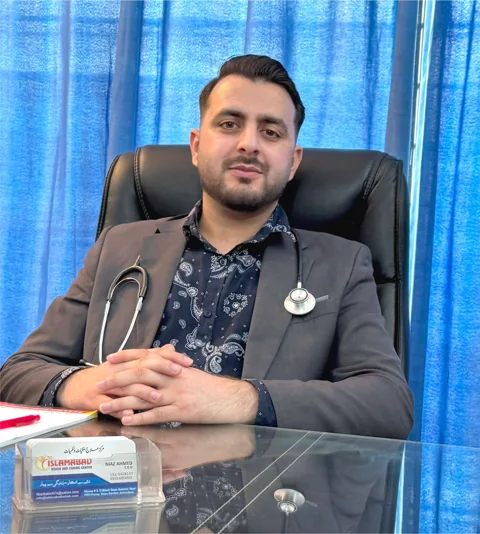 Dr. Akaash Zameer